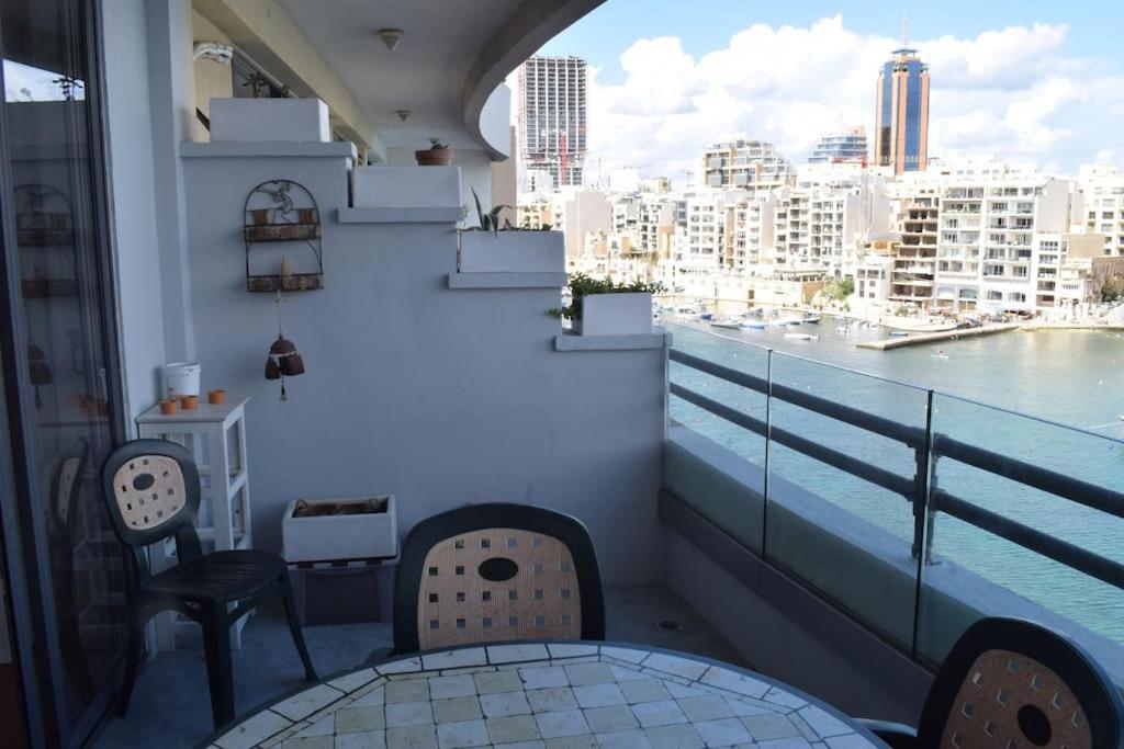 Saint Julians Seafront 200m2 Beautiful Apartment *